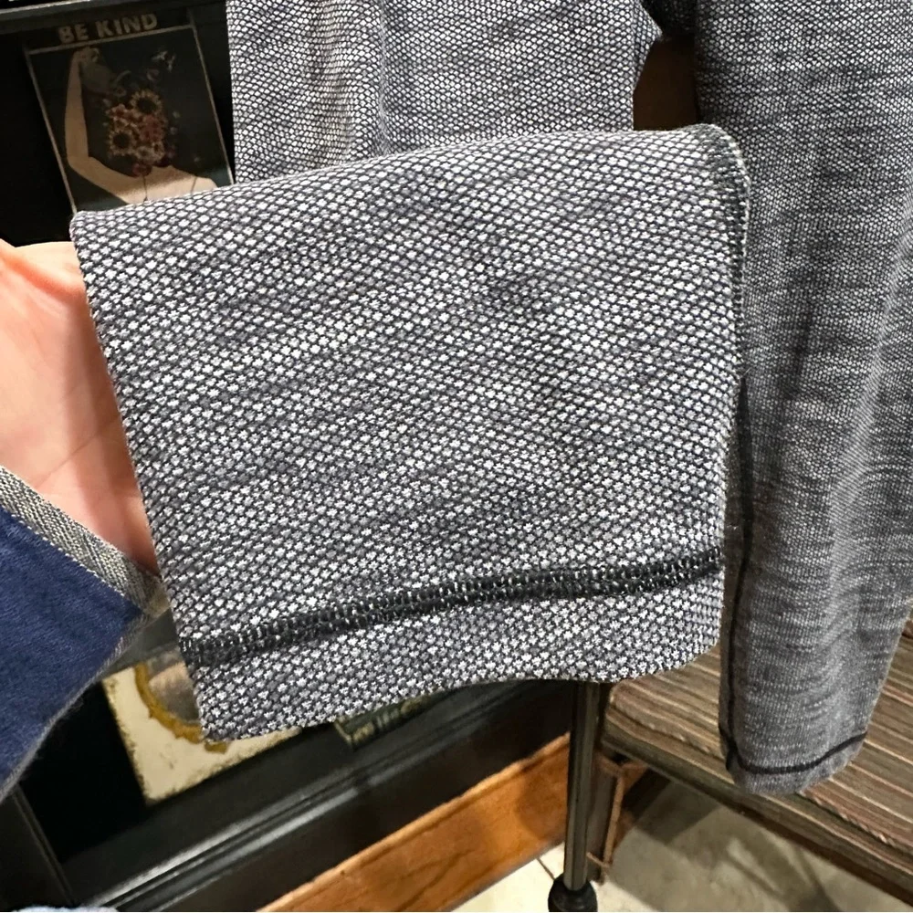 Lululemon Wunder Under High-Rise Leggings – Black & Gray Textured, Size 6